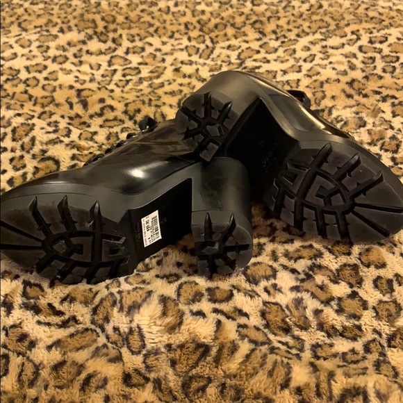 Lace Up Platform Moto Boots - Picture 6 of 8